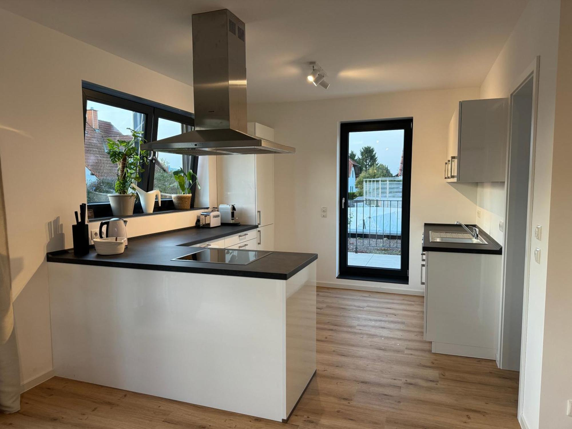 Moderne Ferienwohnung Mit Terrasse, Grill & Privatparkplatz Venningen Exterior foto